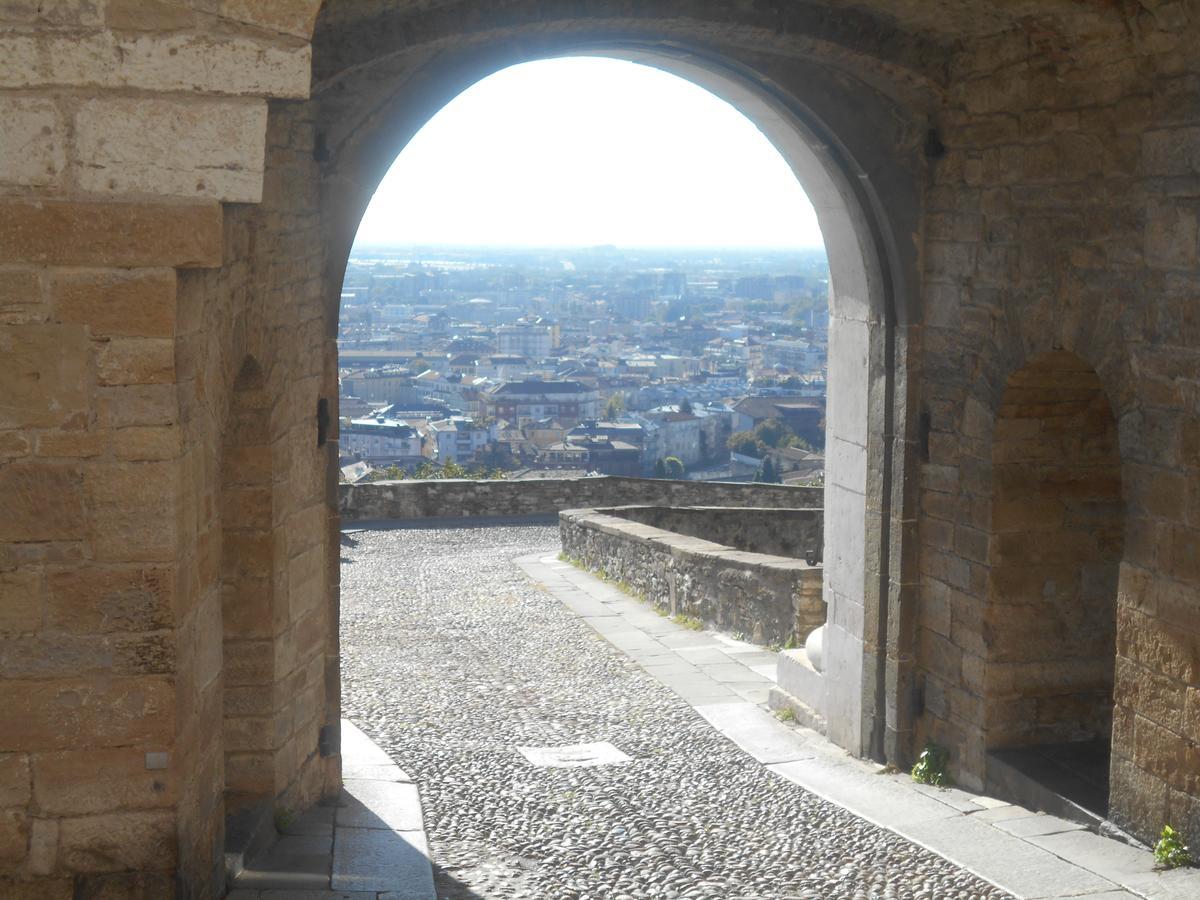 La Maison Des Artistes Bergamo Zewnętrze zdjęcie